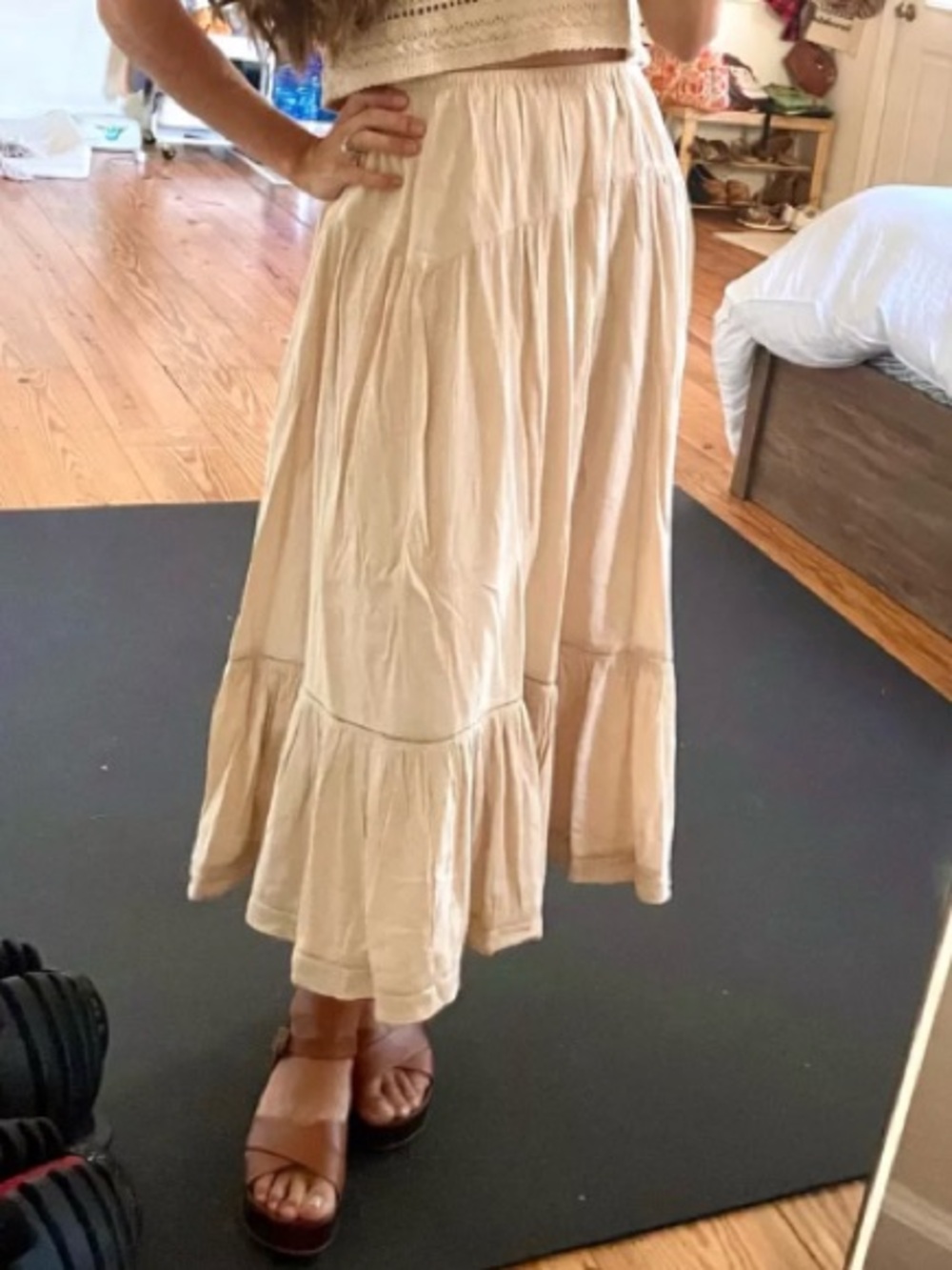 Aerie V Yoke Woven Tiered Pull-On Peasant Midi Skirt Cottage Boho Tan Large - Picture 8 of 8